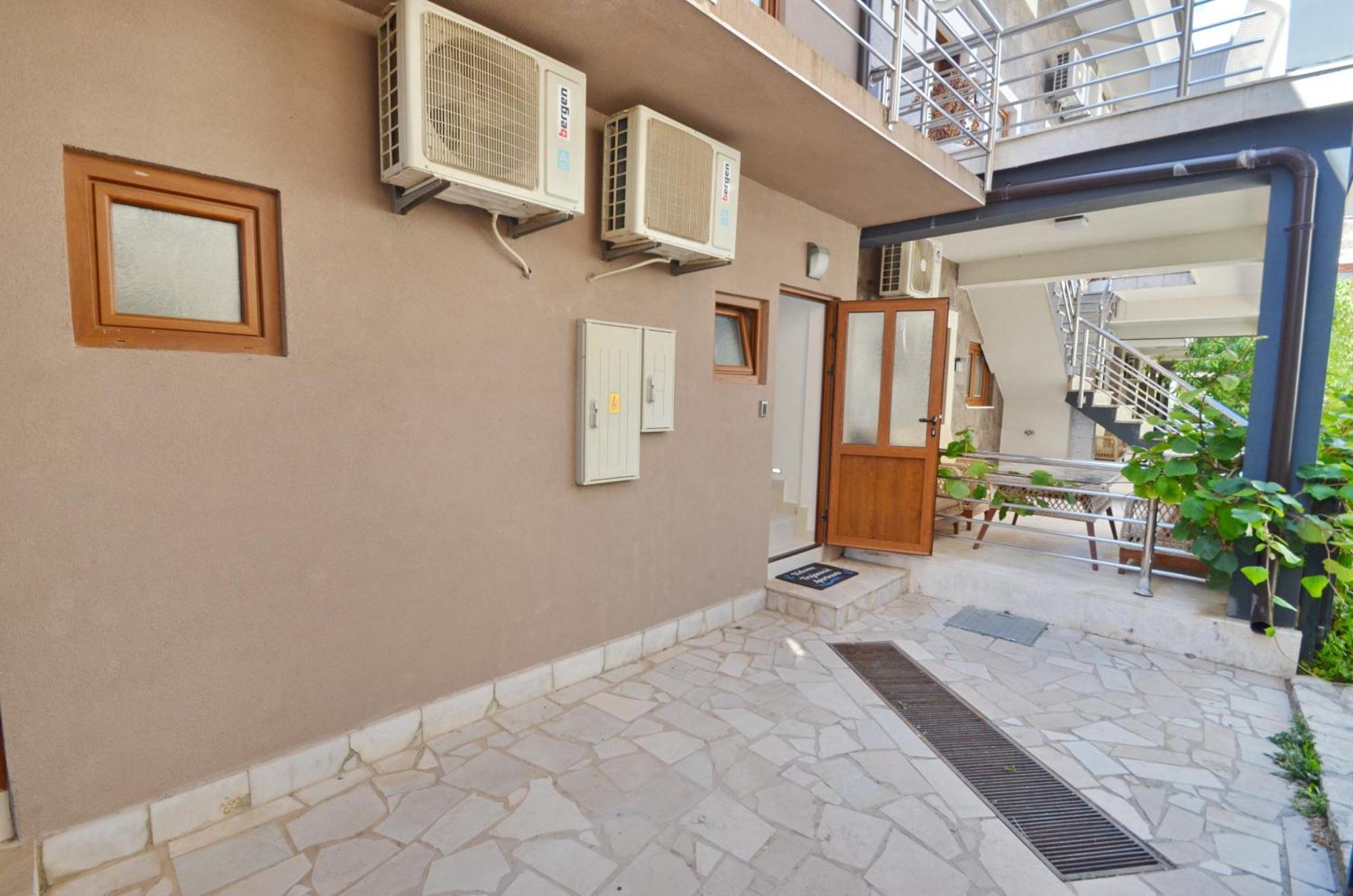 Trojanovic Apartments Tivat Exterior foto